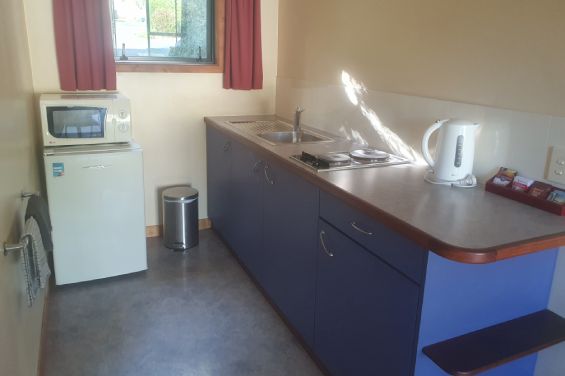 Superior Studio Unit kitchen